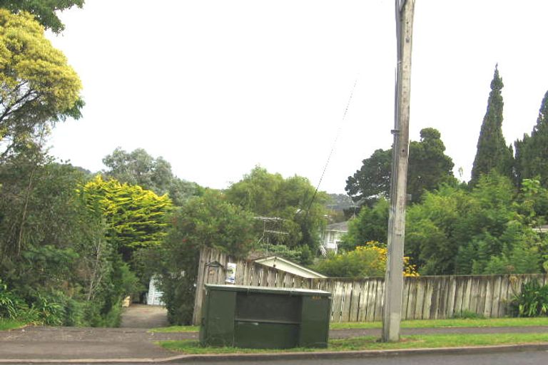 Photo of property in 52 Glengarry Road, Glen Eden, Auckland, 0602