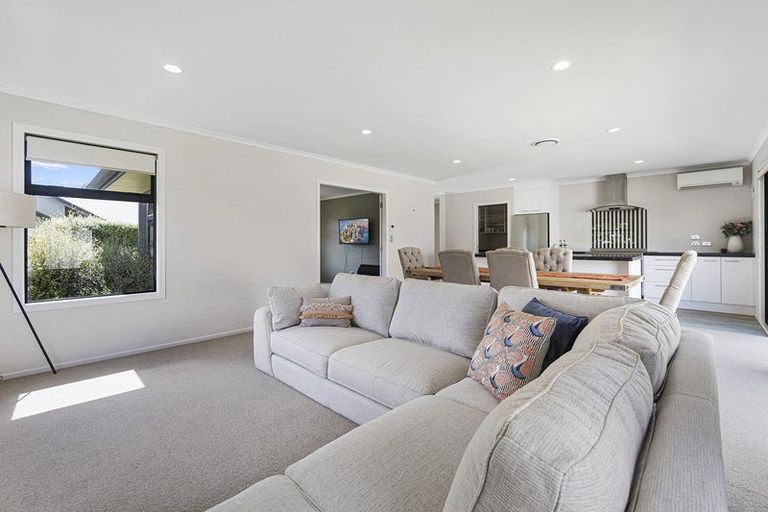 Photo of property in 48 Alpers Ridge, Leamington, Cambridge, 3432
