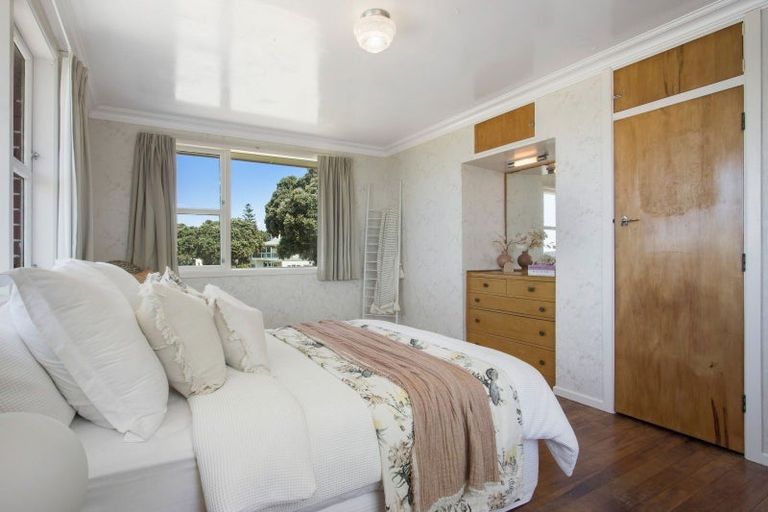 Photo of property in 2 Hillary Street, Waihi Beach, 3611