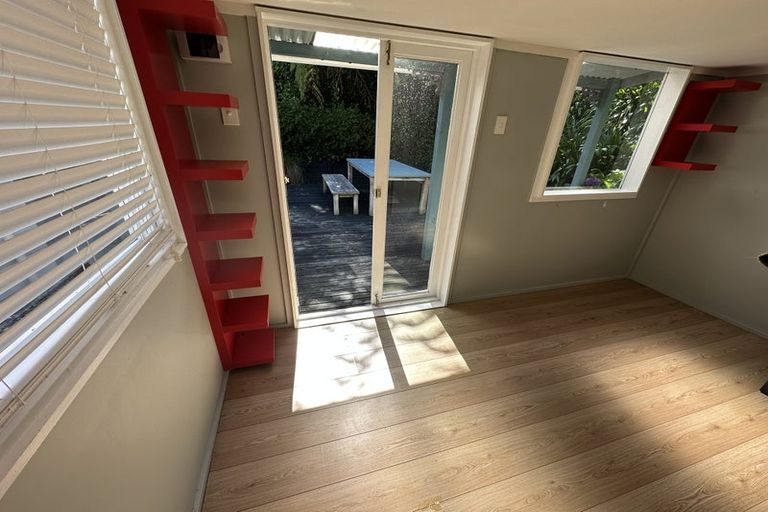 Photo of property in 37 Shirley Street, Karori, Wellington, 6012