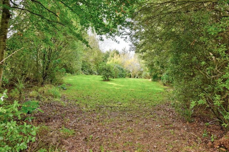 Photo of property in 28 Mandeville Road, Hokonui, Winton, 9782