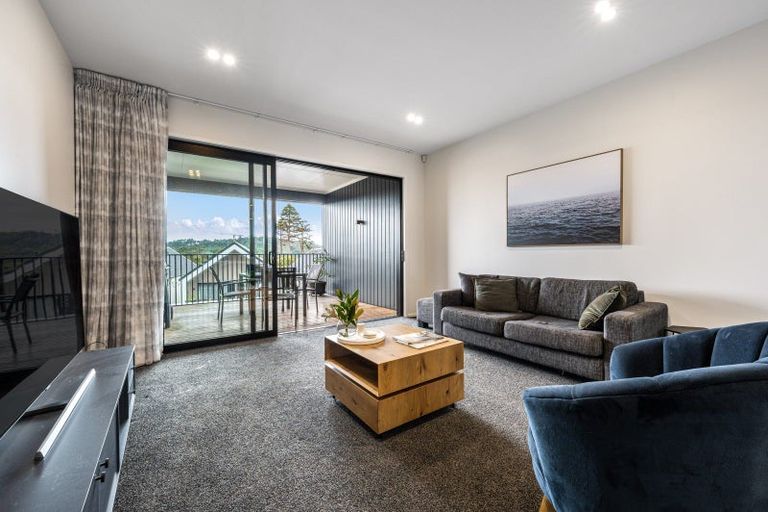 Photo of property in 82 Rangihina Road, Hobsonville, Auckland, 0616
