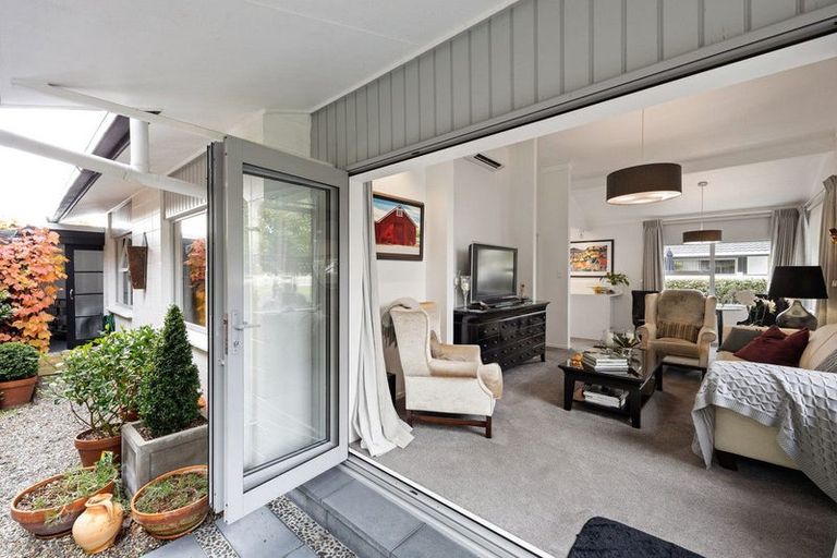 Photo of property in 78 Princes Street, Cambridge, 3434