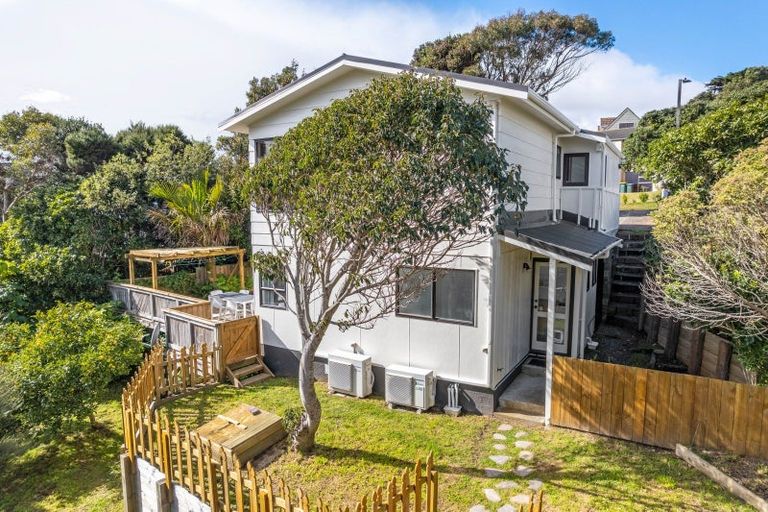 Photo of property in 79 Sea Vista Drive, Pukerua Bay, 5026