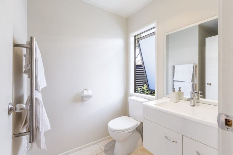 Photo of property in 1 Montmere Avenue, Te Atatu Peninsula, Auckland, 0610