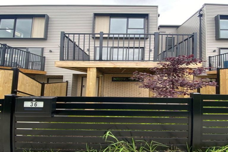 Photo of property in 36 Sinton Road, Hobsonville, Auckland, 0618