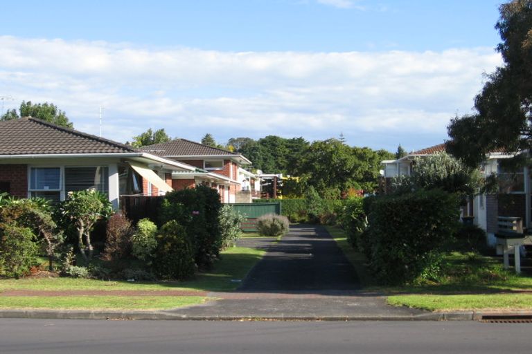 Photo of property in 1/22 Inverness Road, Browns Bay, Auckland, 0630