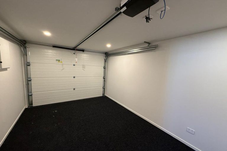 Photo of property in 33a Riverhills Avenue, Pakuranga Heights, Auckland, 2010