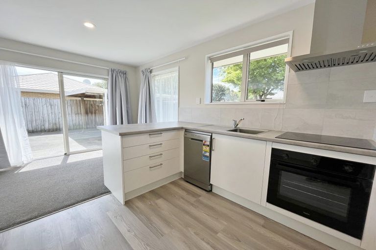 Photo of property in 2/481 Barrington Street, Addington, Christchurch, 8024