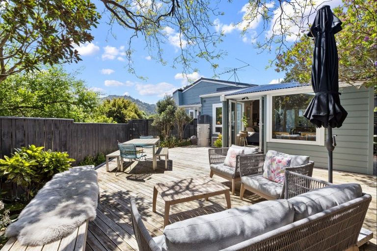 Photo of property in 6 Ardross Avenue, Khandallah, Wellington, 6035