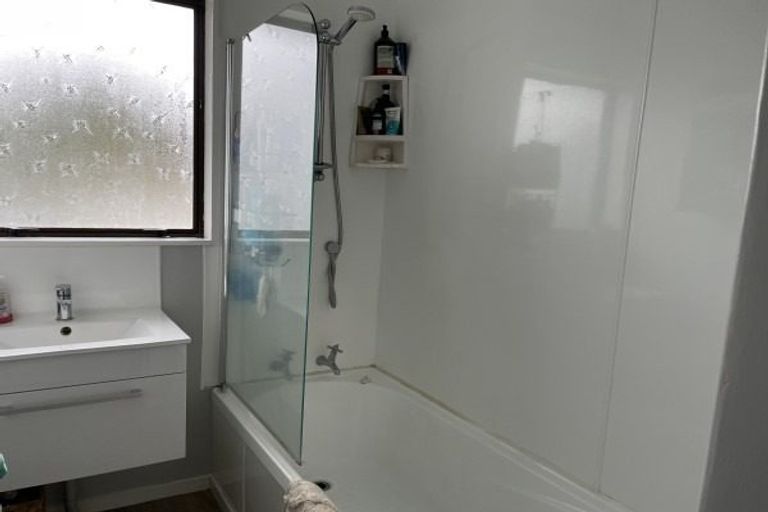 Photo of property in 4 Colonial Place, Kelvin Grove, Palmerston North, 4414