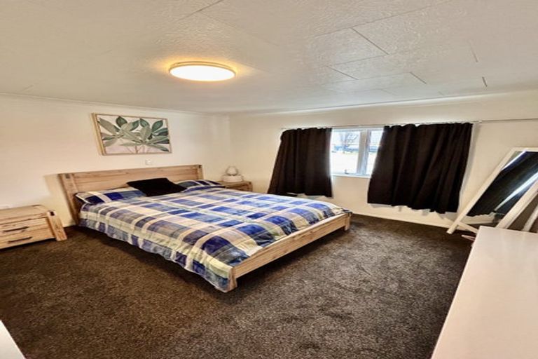 Photo of property in 360 Blenheim Road, Upper Riccarton, Christchurch, 8041