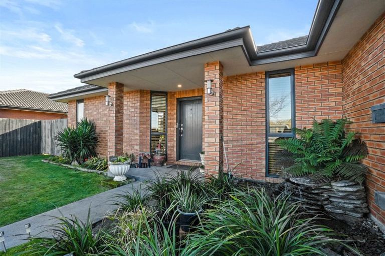 Photo of property in 65 Overbury Crescent, Rolleston, 7614