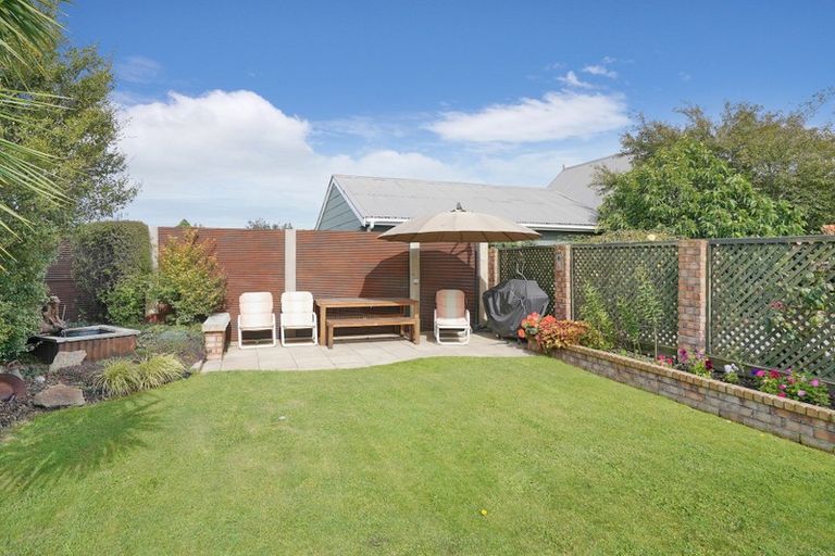 Photo of property in 42 Seadown Crescent, Amberley, 7410
