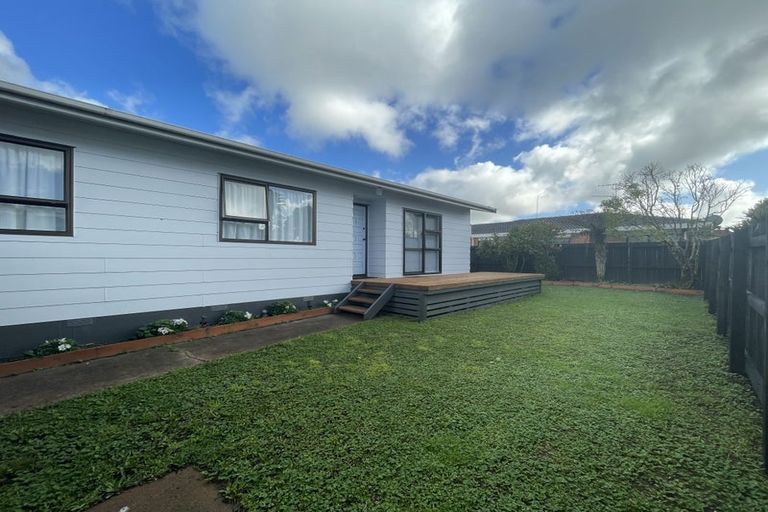 Photo of property in 94 Roberts Road, Te Atatu South, Auckland, 0610
