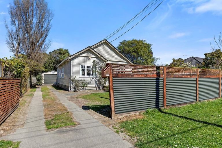 Photo of property in 12 Pohutukawa Street, Woburn, Lower Hutt, 5010