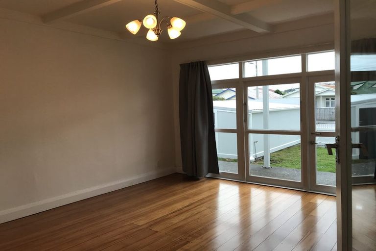 Photo of property in 76 Devonshire Road, Miramar, Wellington, 6022