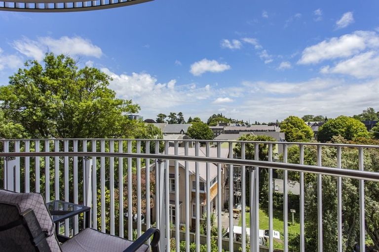 Photo of property in Gloucester Towers, 13/28 Gloucester Street, Christchurch Central, Christchurch, 8013