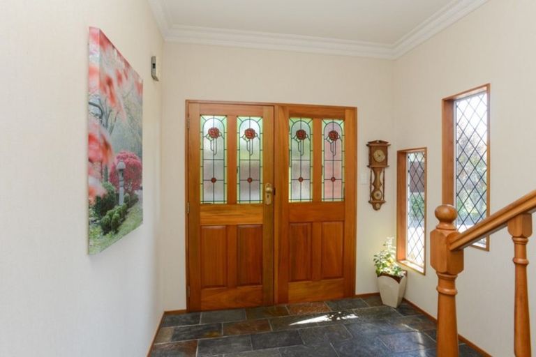 Photo of property in 14 Hunters Hill, Havelock North, 4130