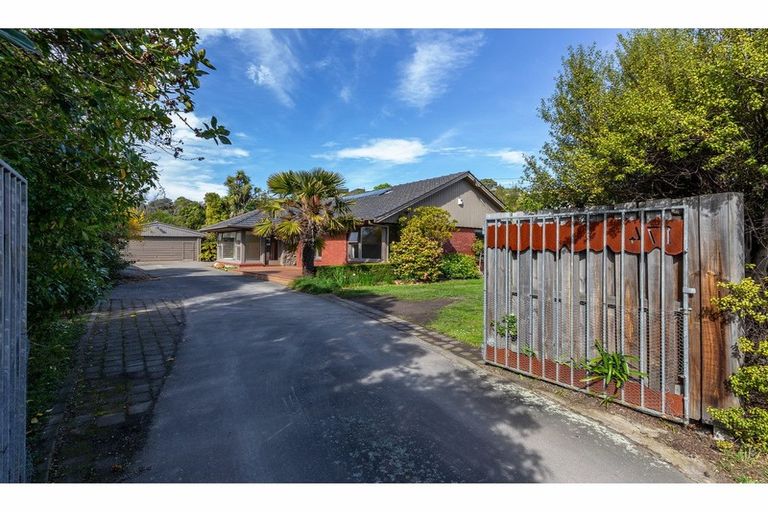 Photo of property in 174 Centaurus Road, Saint Martins, Christchurch, 8022