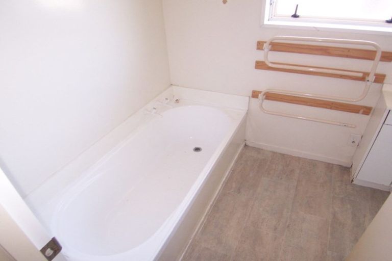 Photo of property in 1/9 Ruru Road, Linwood, Christchurch, 8062