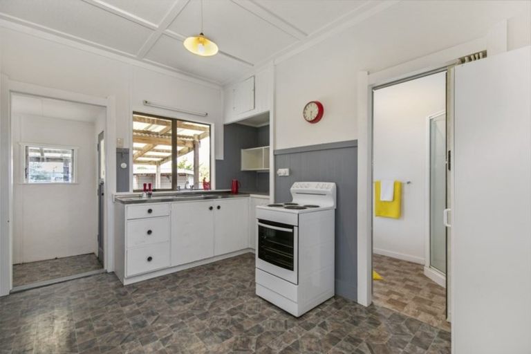 Photo of property in 12 Jellicoe Avenue, Tuakau, 2121