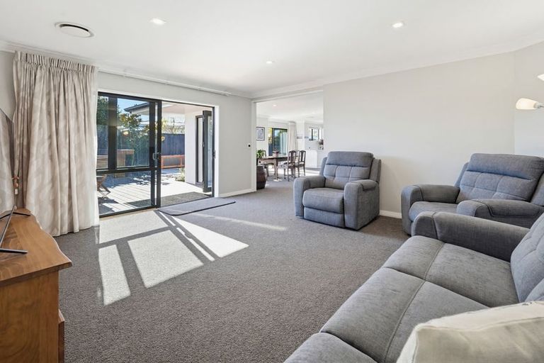 Photo of property in 6b Pemberton Drive, Darfield, 7510