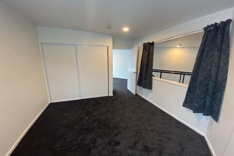 Photo of property in 17u6 Adelaide Road, Mount Cook, Wellington, 6021