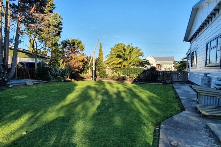 Photo of property in 133 Derby Street, Westport, 7825