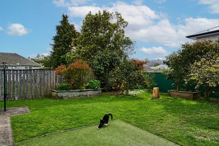 Photo of property in 3 Routley Crescent, Elderslea, Upper Hutt, 5018