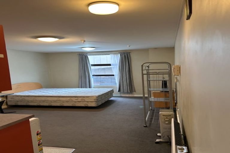 Photo of property in Aitken Street Apartments, 211/5 Aitken Street, Thorndon, Wellington, 6011