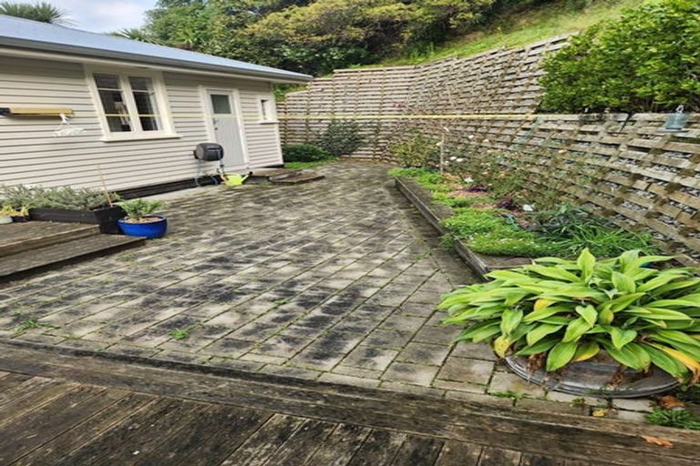 Photo of property in 36 Aratoro Place, Mount Pleasant, Christchurch, 8081