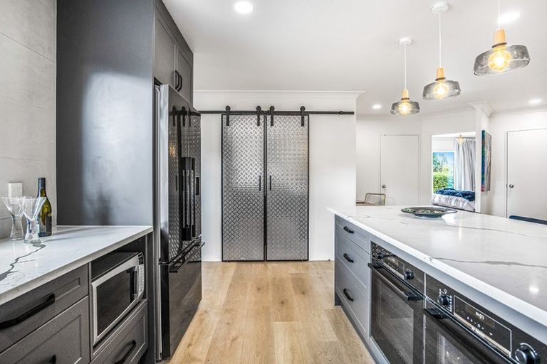 Photo of property in 6/199 Birdwood Road, Massey, Auckland, 0614