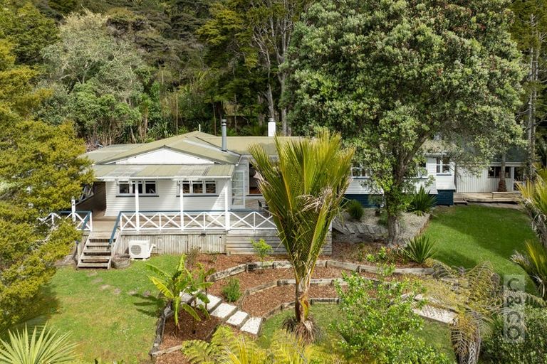 Photo of property in 244 School Road, Waimauku, 0881