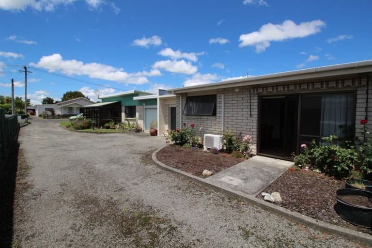 Photo of property in 2/10 Oxford Street, Marton, 4710