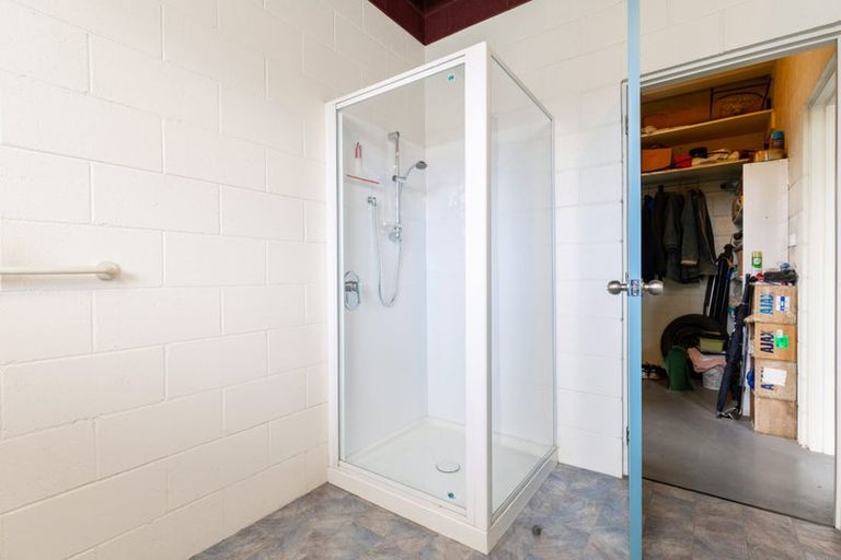 Photo of property in 14 Moana View Road, Waikawa, Picton, 7220