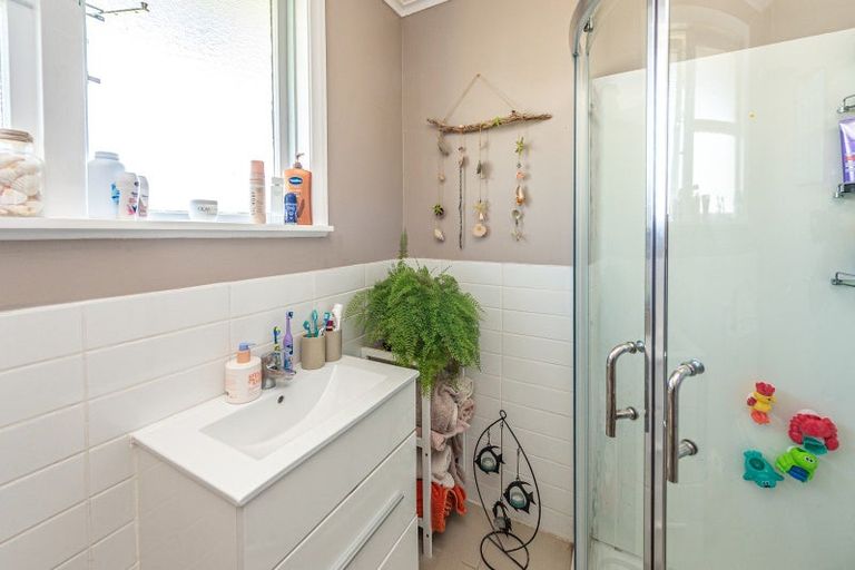 Photo of property in 51 Kowhai Street, Castlecliff, Whanganui, 4501
