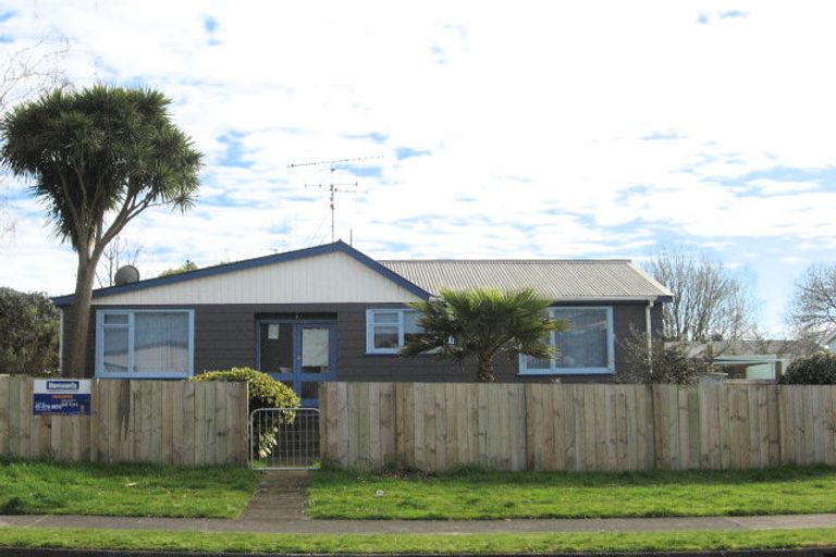 Photo of property in 5a James Cook Drive, Welcome Bay, Tauranga, 3112