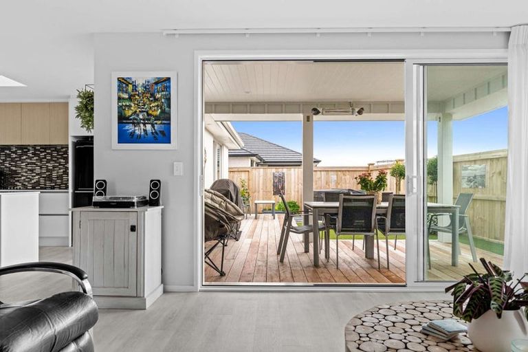 Photo of property in 5 Serrata Close, Papamoa Beach, Papamoa, 3118