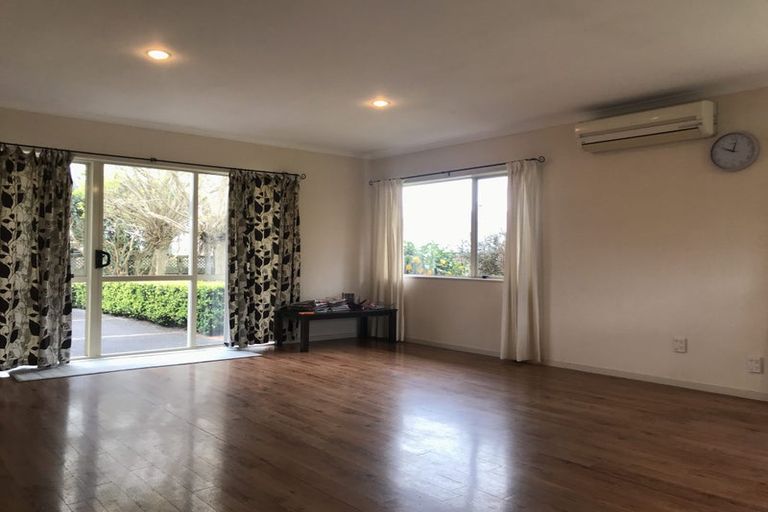 Photo of property in 187 Old Farm Road, Hamilton East, Hamilton, 3216