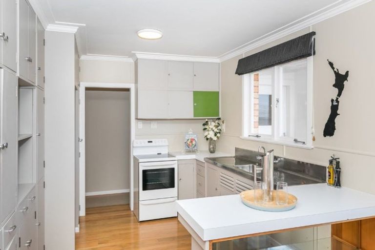 Photo of property in 53 Newcastle Road, Dinsdale, Hamilton, 3204