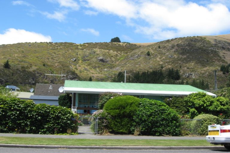 Photo of property in 23 Van Asch Street, Sumner, Christchurch, 8081
