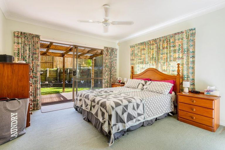 Photo of property in 29 Hercules Drive, Henderson, Auckland, 0612