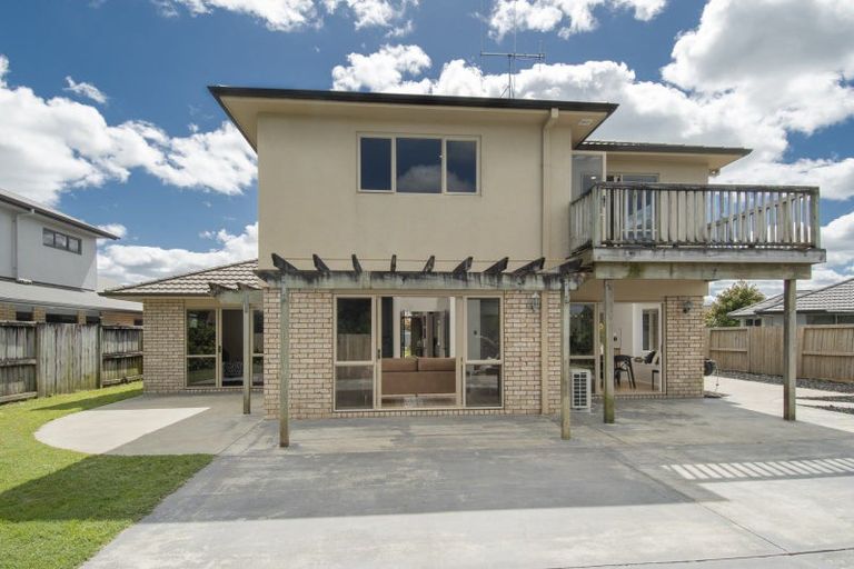 Photo of property in 17 Milbrook Place, Chartwell, Hamilton, 3210