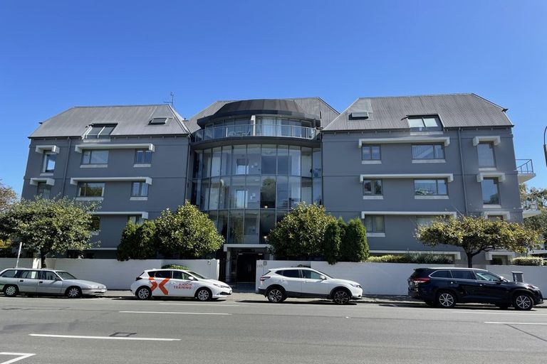 Photo of property in 11/245 Montreal Street, Christchurch Central, Christchurch, 8013