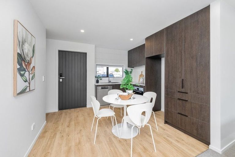 Photo of property in 4/9 Vesty Avenue, Hillcrest, Hamilton, 3216