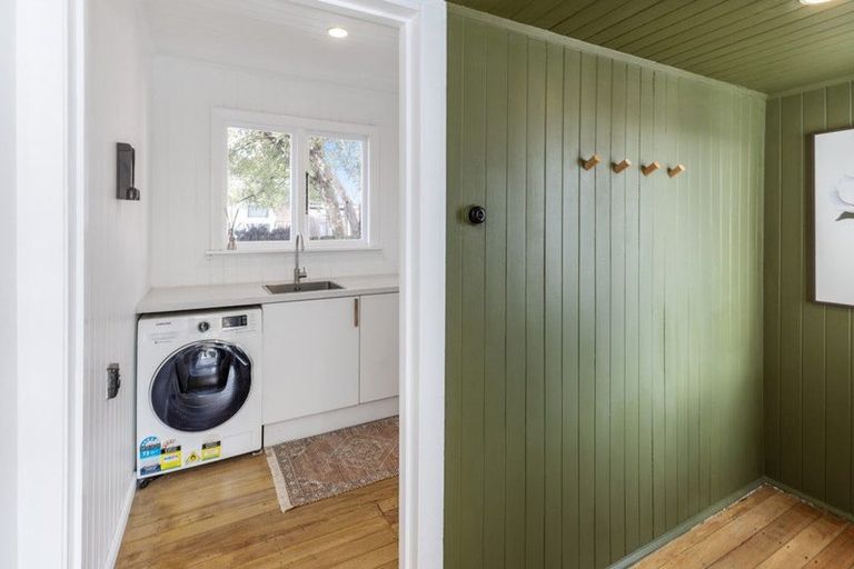 Photo of property in 159 Langdons Road, Northcote, Christchurch, 8052