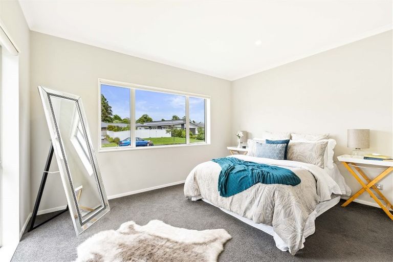 Photo of property in 44 Crabb Fields Lane, Riverhead, 0820