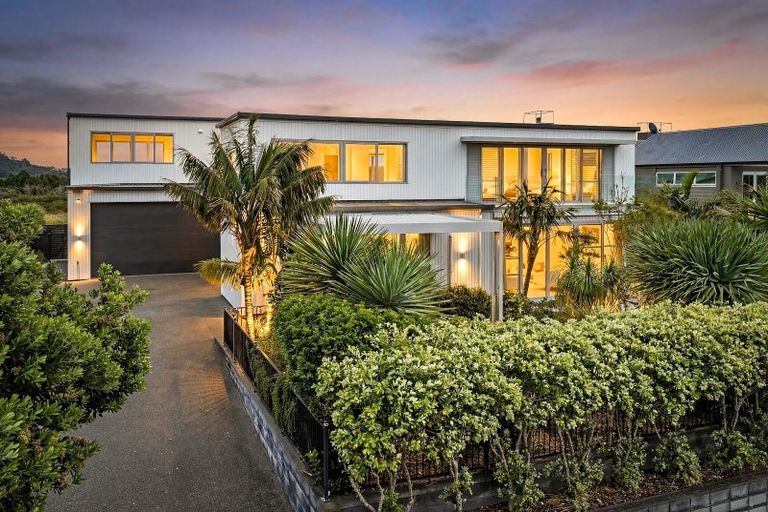 Photo of property in 114 Mangatawhiri Road, Omaha, Warkworth, 0986