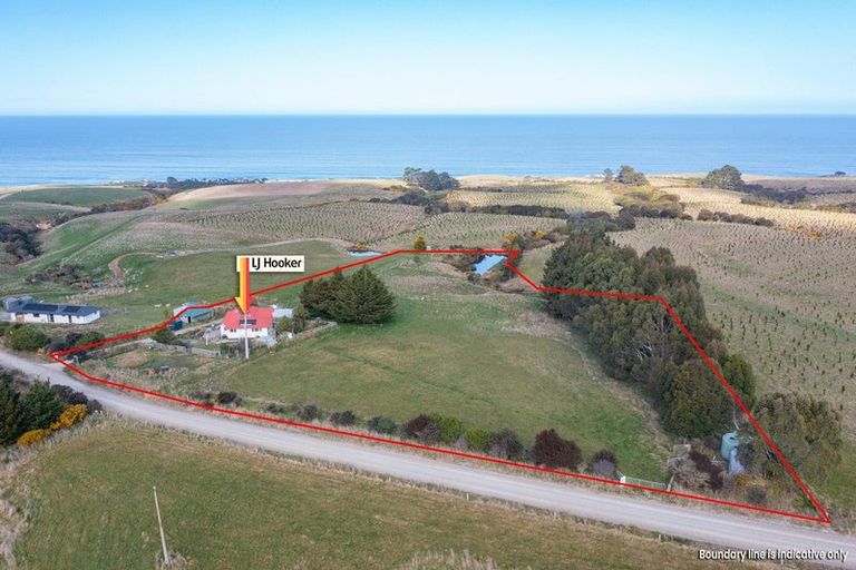 Photo of property in 432 Bull Creek Road, Glenledi, Milton, 9292